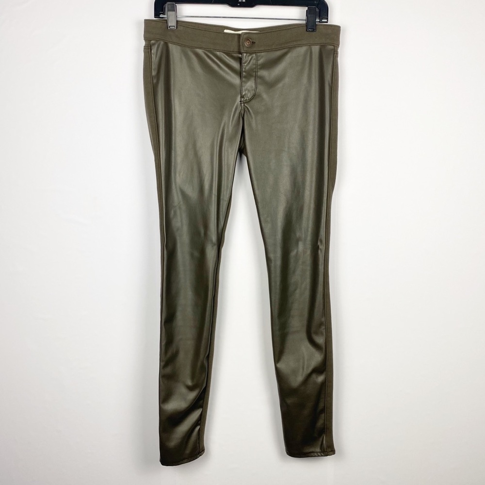 Hollister faux pant